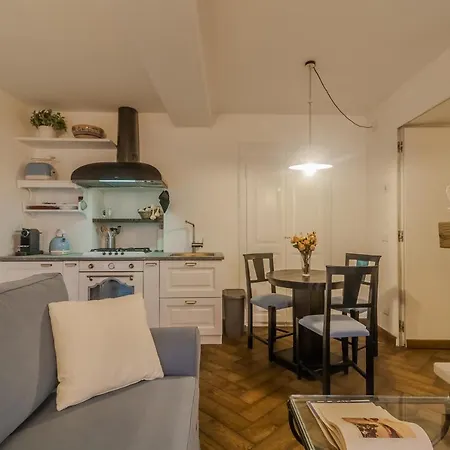 Loppia Secret Garden By Wonderful Italy