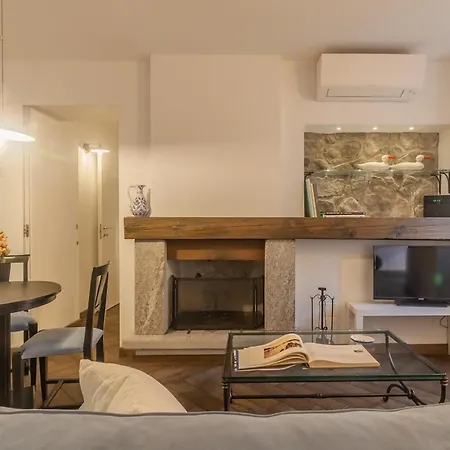 Διαμέρισμα Loppia Secret Garden By Wonderful Italy *