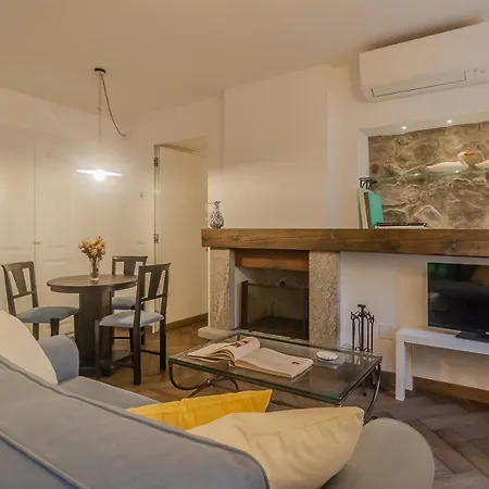 Διαμέρισμα Loppia Secret Garden By Wonderful Italy Μπελάτζιο