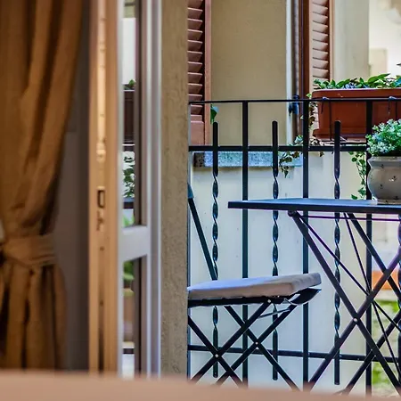Apartment Loppia Secret Garden By Wonderful Italy